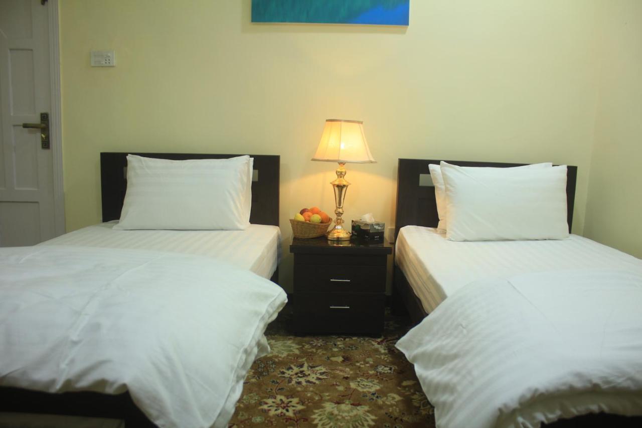 Starlit Hotel - Gilgit Dış mekan fotoğraf